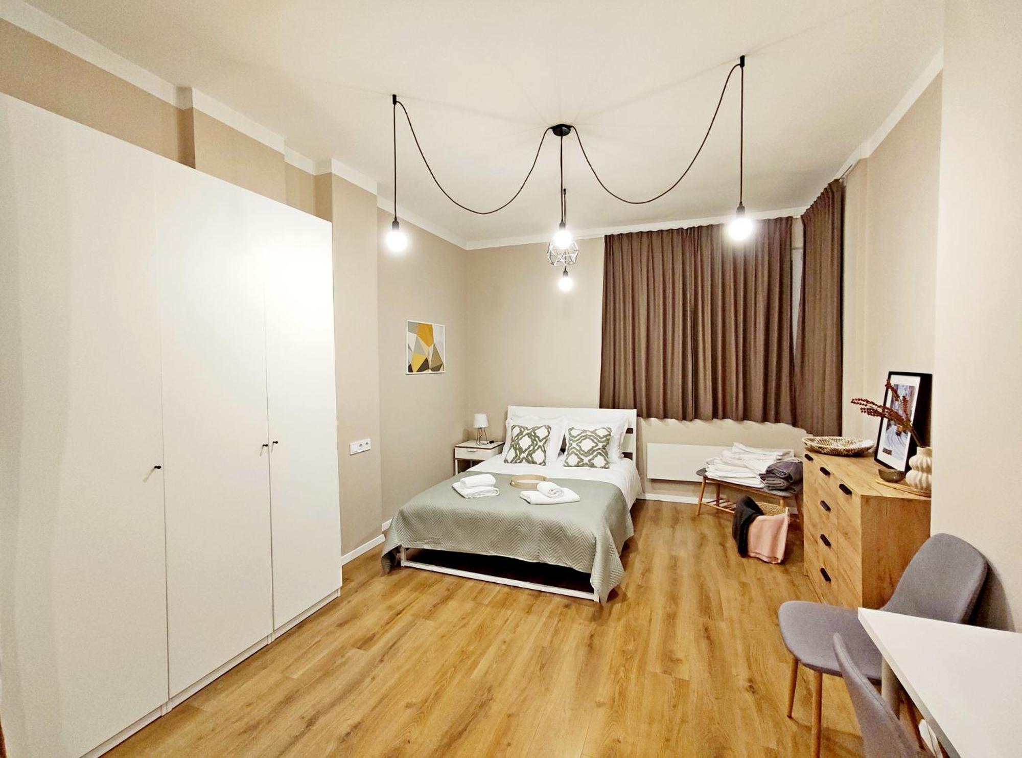 Top Centre 1 Bedroom Apt Next To Vitosha Blvd. София Екстериор снимка
